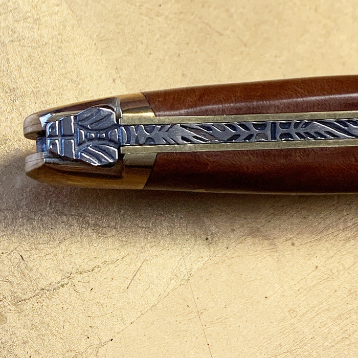 Tools: Laguiole French Briarwood Pocket Knife