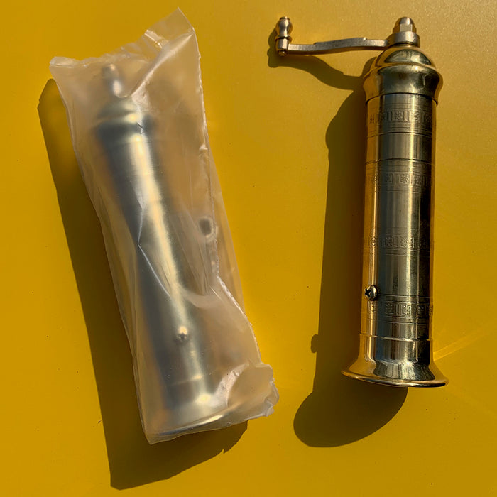 Kitchen: Atlas Pepper Grinder