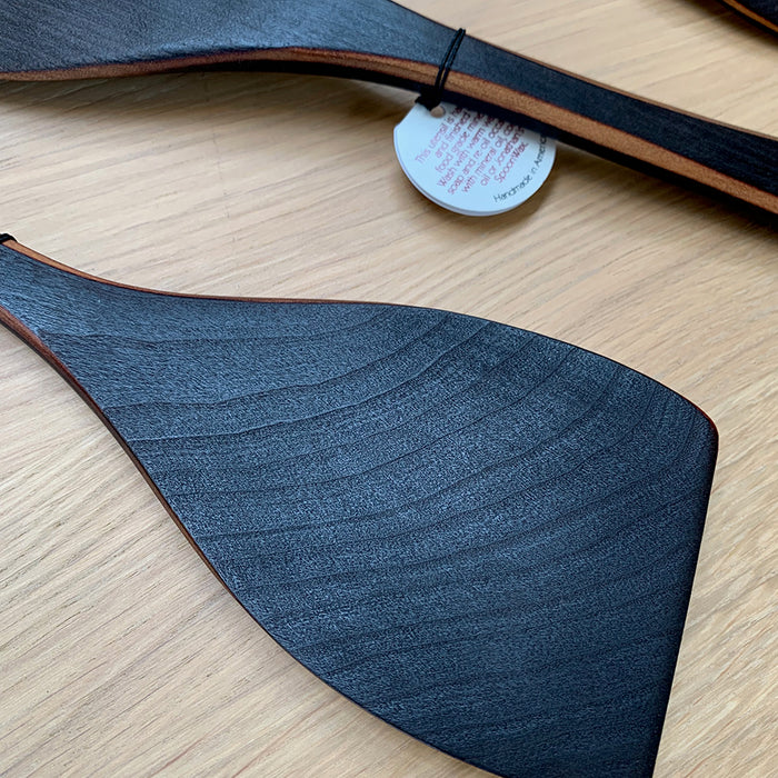 Kitchen: Blackened Spatula