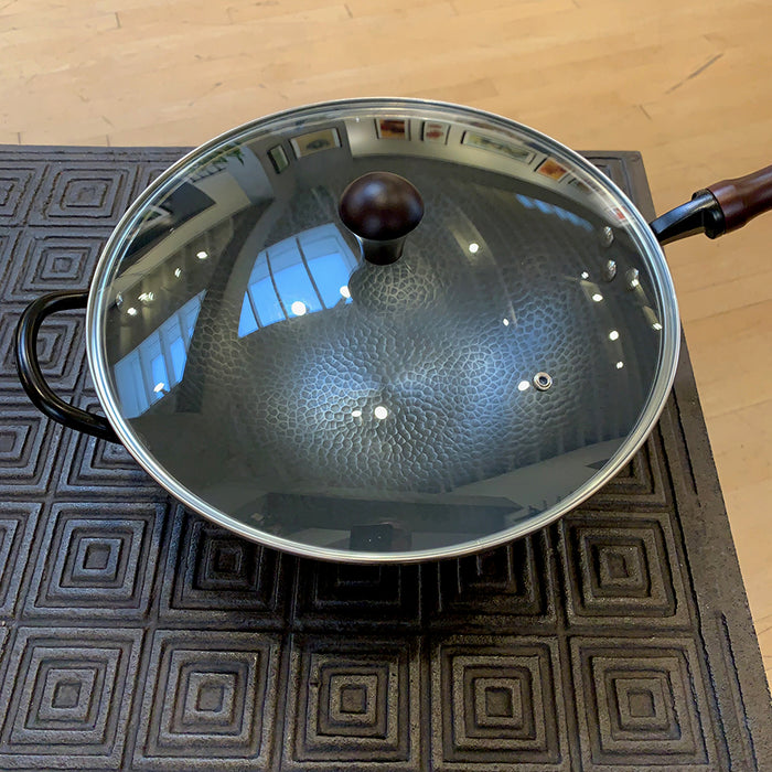 Kitchen: Carbon Steel Wok with Lid and Handle