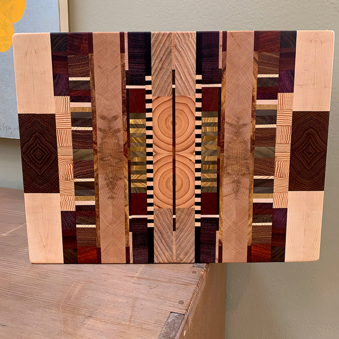 Art: Handcrafted Artistic Cutting Board