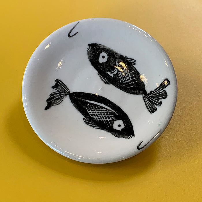 Home:  Betsy Williams Tiny Plate with Two Fish